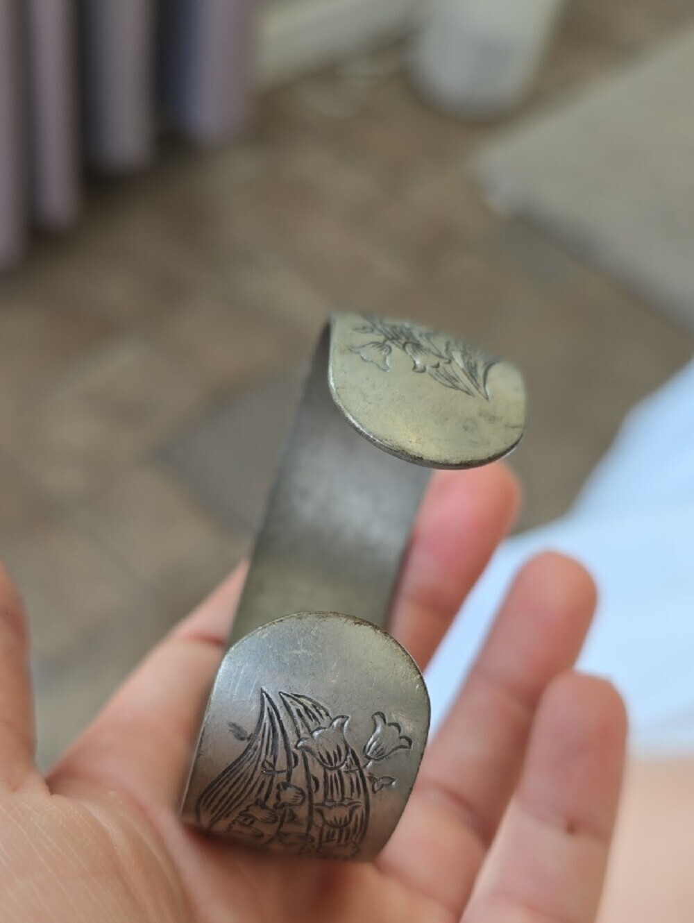 Vintage Kirk Stieff Pewter Floral Cuff Bracelet - Lily of the Valley 900-5 - Picture 7 of 7